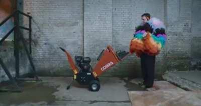 Joe Lycett shreds £10k of his own money after David Beckham refuses to end Qatar World Cup deal.