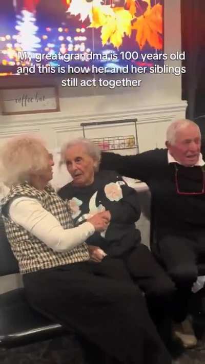 Sibling Shenanigans😅