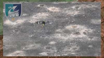 Ukrainian servicemen from the 36th Separate Marine Brigade raised the Ukrainian flag in Krynky on the left bank of the Kherson region, as reported by DeepState