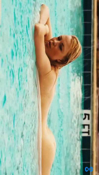 Irina Voronina - Piranha 3D