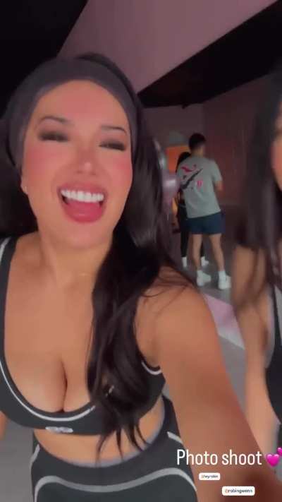 Kim Meza & Robin Gwenn