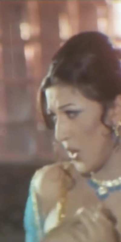 Sana fakhar navel pierced 2🔥