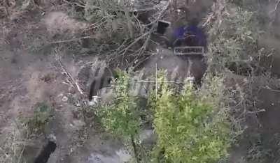 Ru POV: 1 Russian soldier fights against 12 Ukrainian soldiers in a trench 