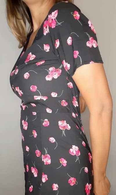 Let's free the twins from the grasp of my flowery dress 🤪 [OC]