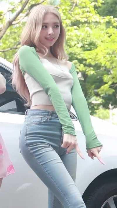 Yuna hips don't ever lie 