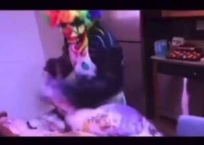 This is what Schultz was afraid of 🤡