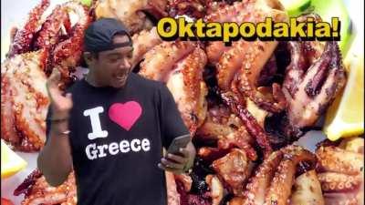 Ο Ja Rule διαφημίζει ελληνική ταβέρνα