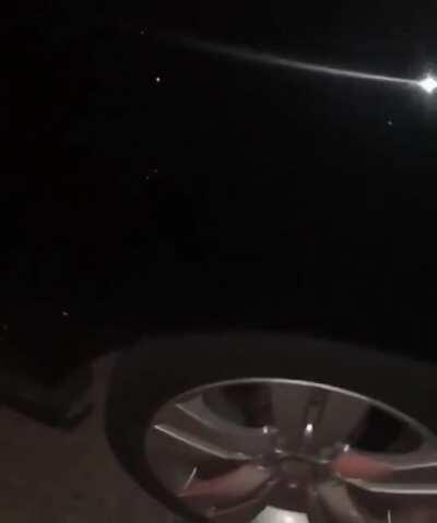 Женщина обосралась в такси Uber.