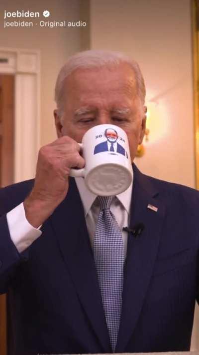 Thought the Dark Brandon mug needed some Dark Brandon music 