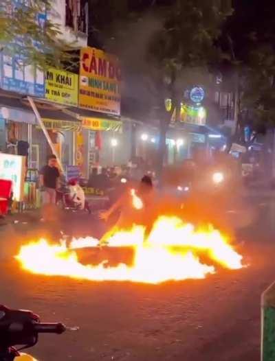 Influencer messing up the road in Vietnam