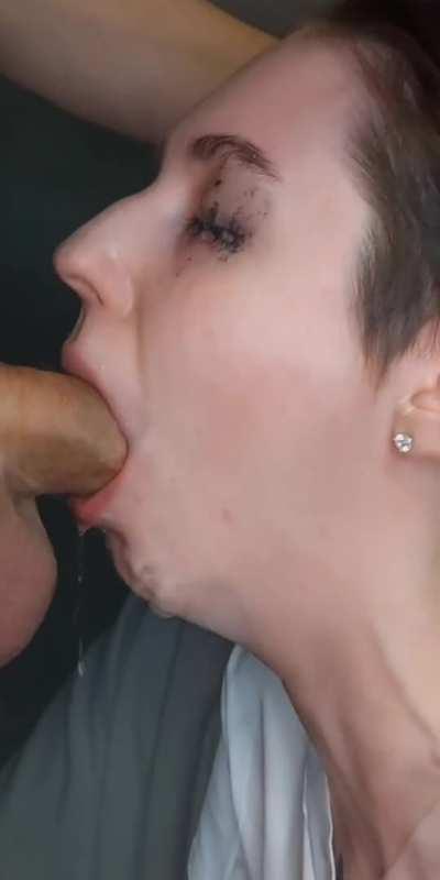 Slut throats and gets facialized.