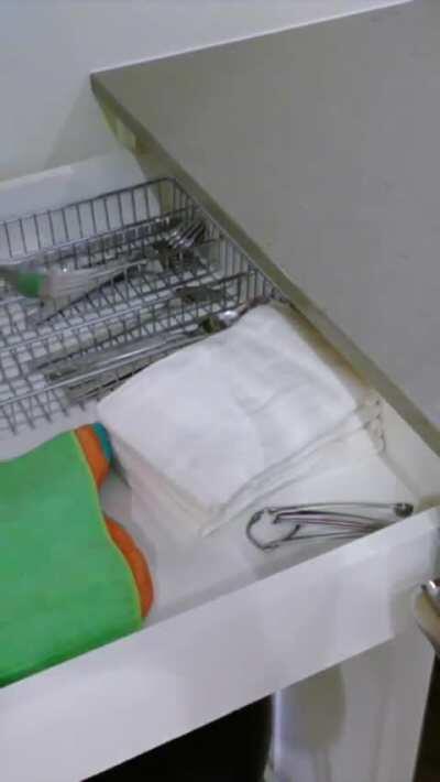 She Makes Everything Hotter