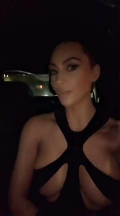 Kim Kardashian 1 min mix