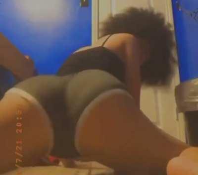 Twerking Video 🔥🤣