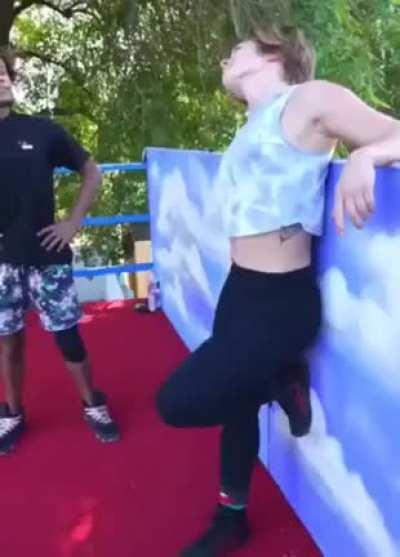 HMC while I get a real close look at this tramp's platform