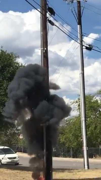 Взрыв телефонного столба