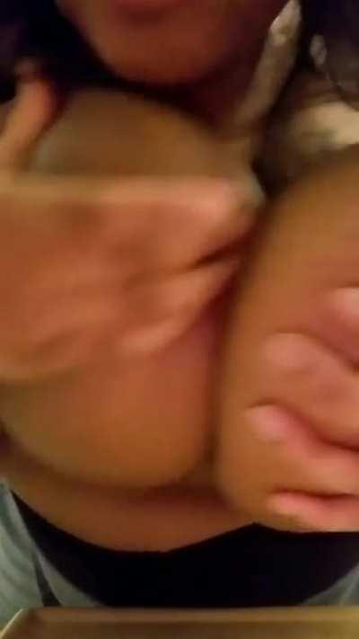 She is a nice dirty little smut tho with nice tits tho 😛