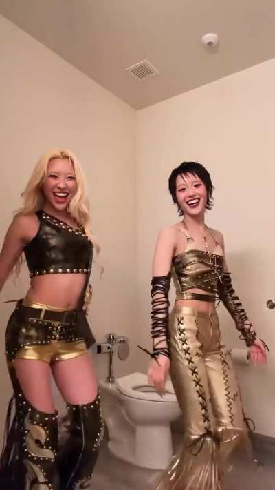 251219 𝗗𝗼 𝘆𝗼𝘂 𝗿𝗲𝗮𝗹𝗹𝘆 𝗱𝗮𝗻𝗰𝗲 𝗮𝗻𝘆𝘄𝗵𝗲𝗿𝗲? 𝗖𝗛𝗜𝗬𝗔: 𝗬𝗲𝘀, 𝗲𝘃𝗲𝗻 𝘁𝗵𝗲 𝗯𝗮𝘁𝗵𝗿𝗼𝗼𝗺🕺ᯓ❤︎⊹ ࣪ ˖ (Instagram Reel Update)