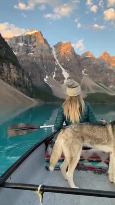 🔥 Moraine lake, Alberta, Canada. 🔥