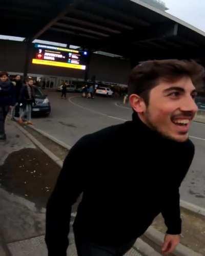 HMRB While i’m taking huge drops in my city! The girl get scared 😂 Full video on my IG: ros_pk