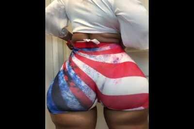 Patriot booty🍫