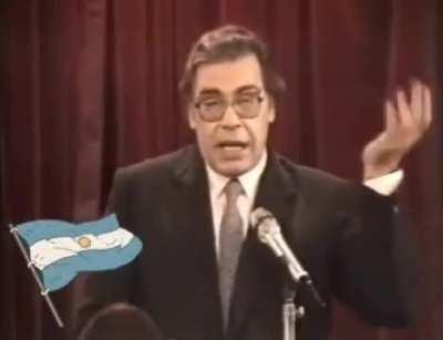 Pinti definiendo a la Argentina: