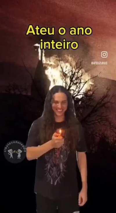 Ateu graças a deus! 