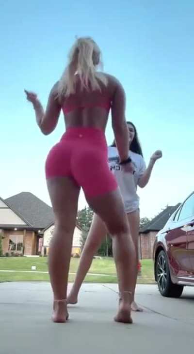 Juliαnnα. 🍑