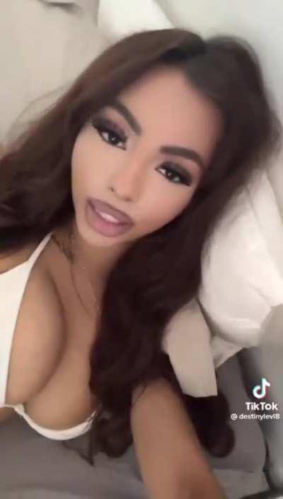 Destinylevi8 🫶🏼💦