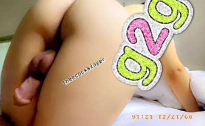 upvote if you’d fuck me in this position 😳🙈