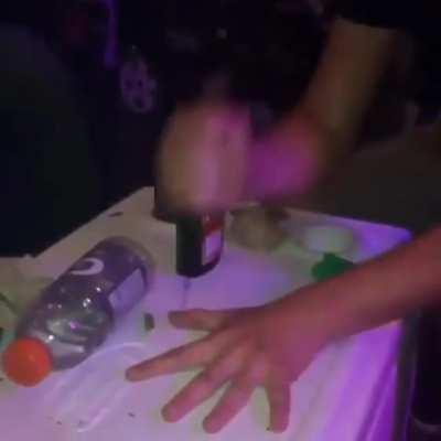 WCGW playing pinfinger fast