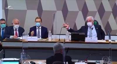 O bambu ta gemendo...