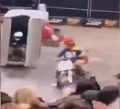 When you teleport to the Ridge.