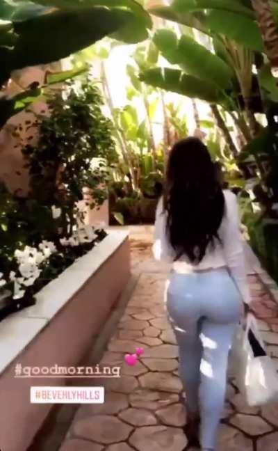 Awesome Booty