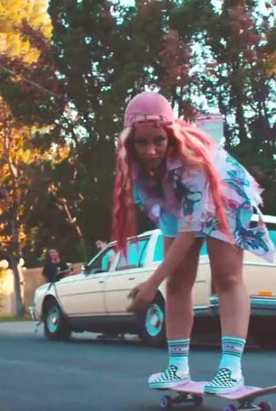 titty bounces and nip slip