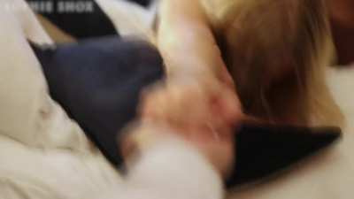 I like to hold cucks hand while I get fucked 🥵