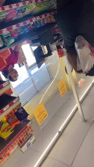 Latina couldn’t resist the 3rd leg.