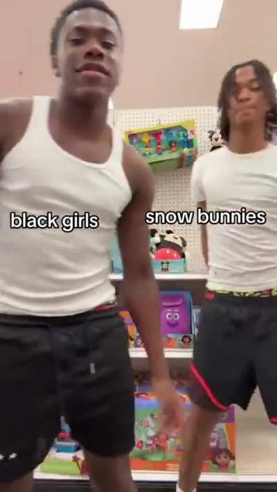 Everyone Knows Snow Queens Are The BEST‼️❄️🐰👸🏼