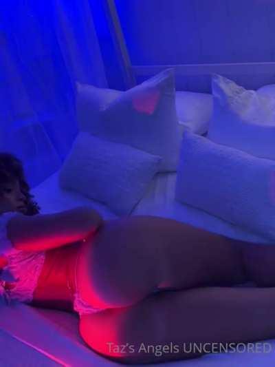 More OF content just in our server for cheap 😍 😍 😍. Link in comments now 👇 👇 👇