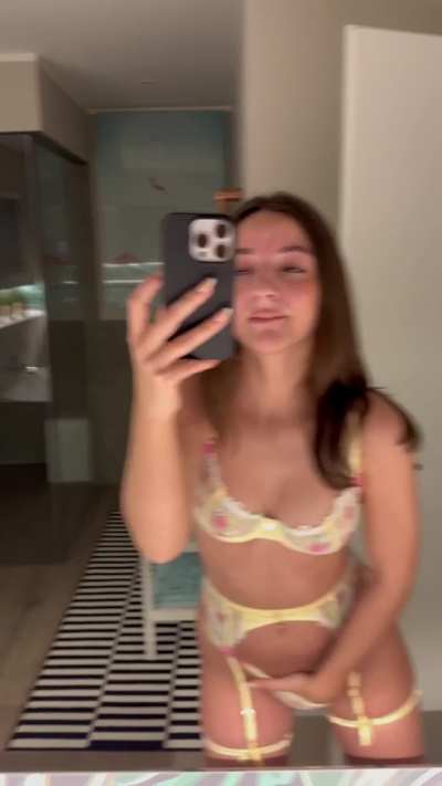 While you unzip I'm warming up