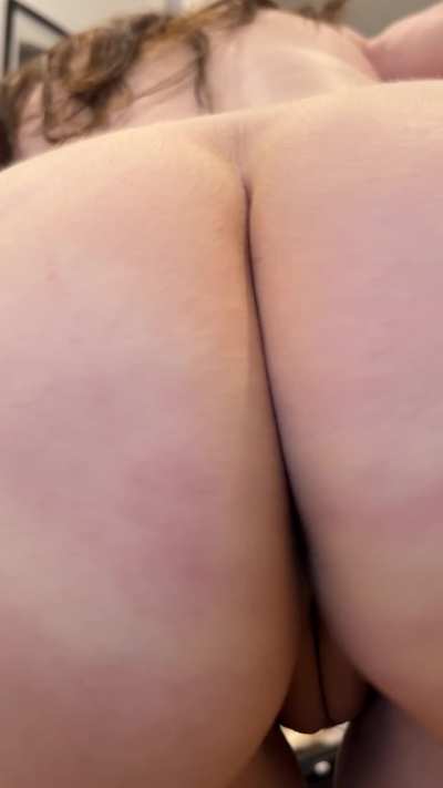 Do men really like dark buttholes?