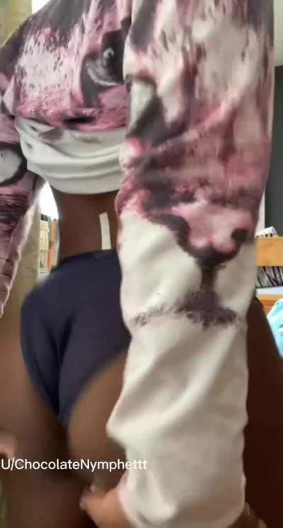 Good morning/night depending on whichever part of the world you’re from💗