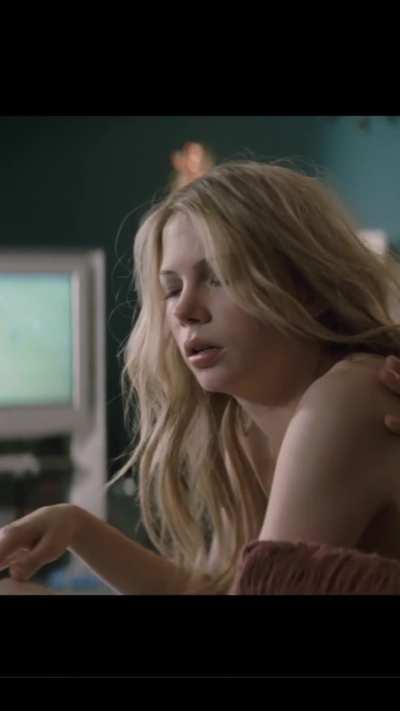 Michelle Williams stripping in Incendiary (2008)