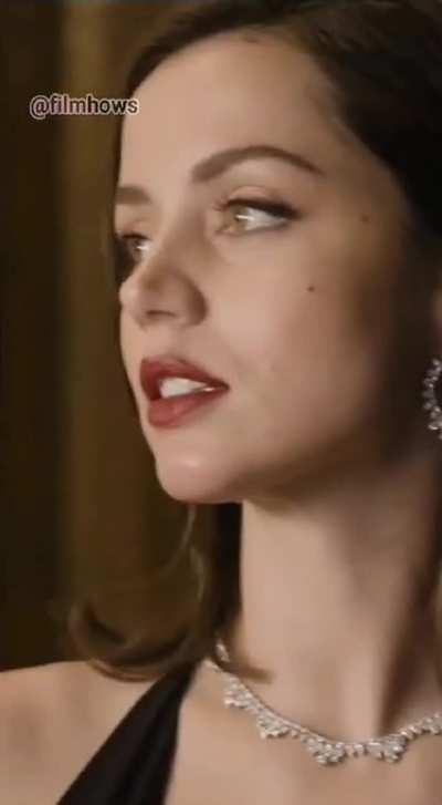 Obsessed on Ana de armas Mexican beauty 🥵😍