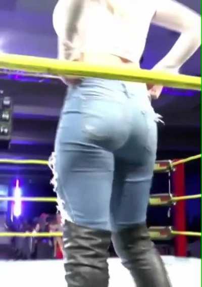 Definitely tuning in to see Penelope Ford’s ass ... especially in jeans
