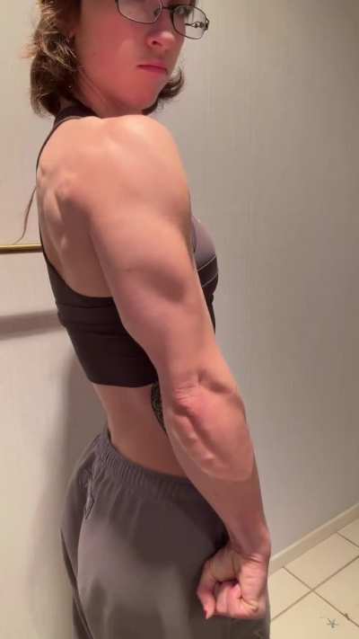 Propeller Patty Flexing