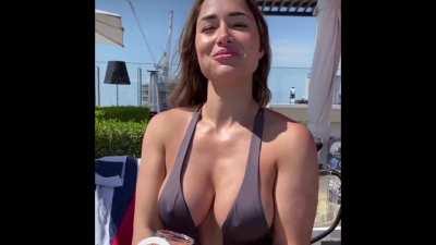 Bruluccas - slow motion