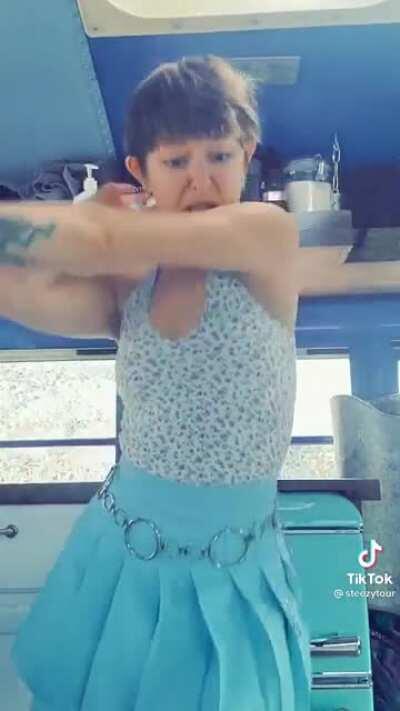 I’ll never understand this fucking trend of making these dumbass faces