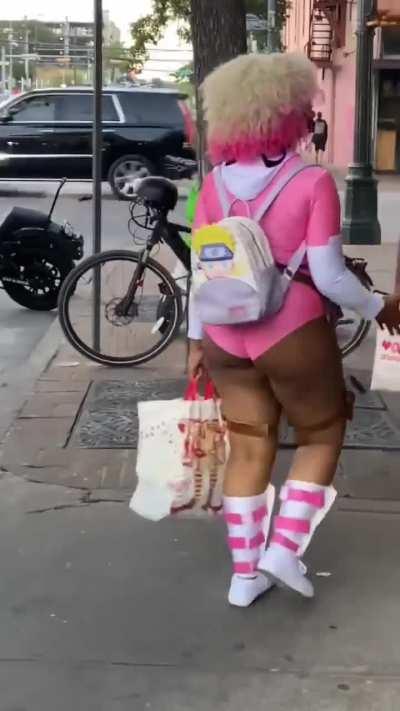 Zariah (@babygrootloop_cosplays)