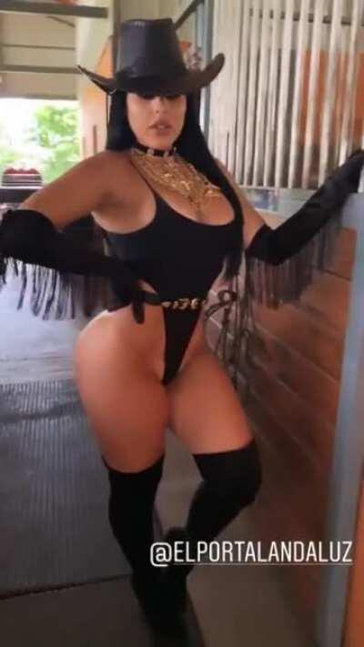 Omg... I'd jizz all over